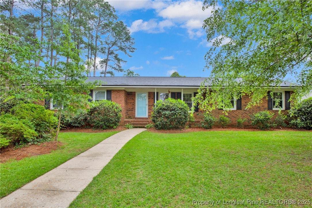 687 Blawell Street - Photo 1