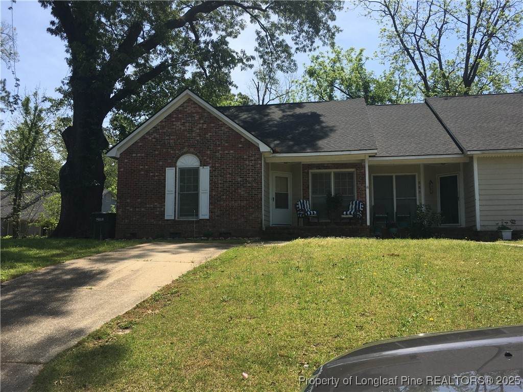 424 Georgetown Circle - Photo 1