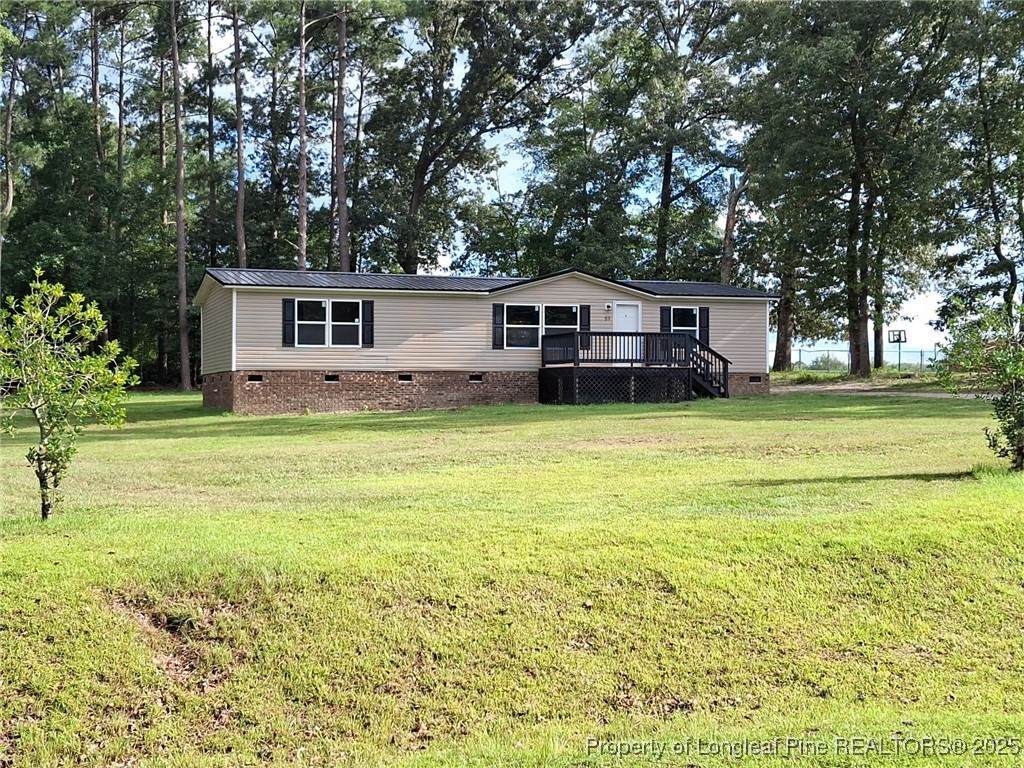 85 Huggins Road - Photo 1