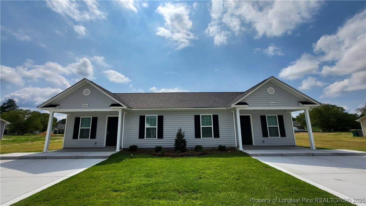 111 Pineridge Drive - Photo 1