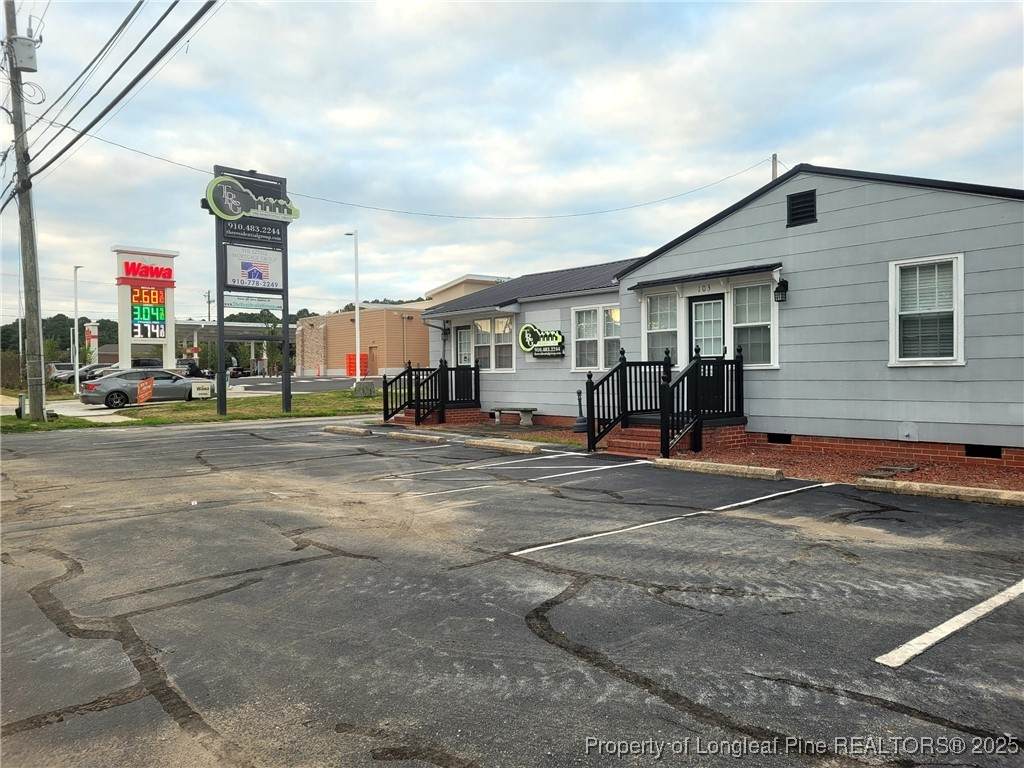 103 Roxie Avenue - Photo 1