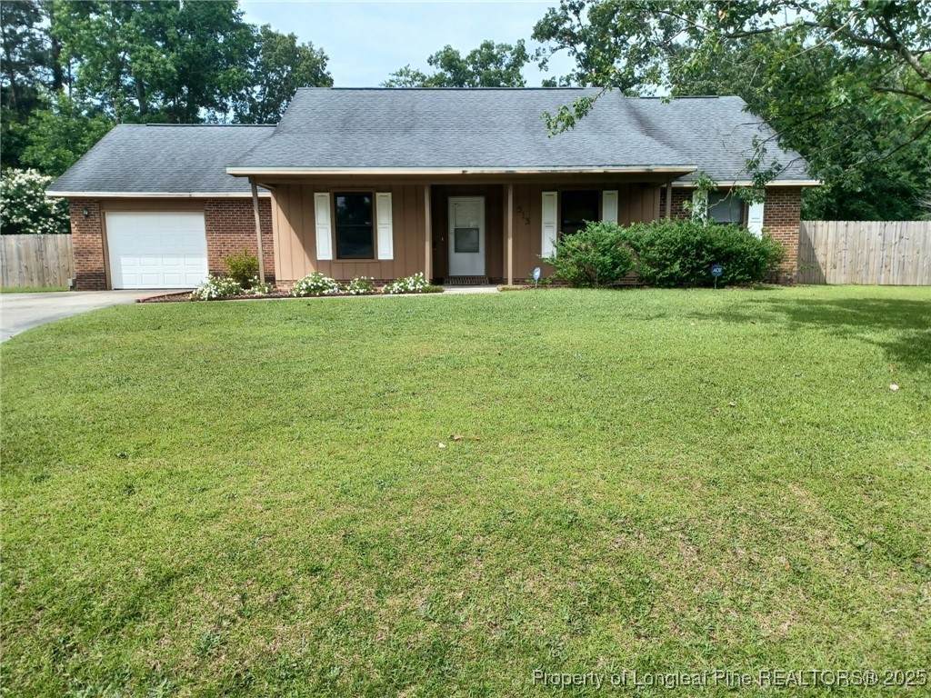 513 Woodberry Circle - Photo 1