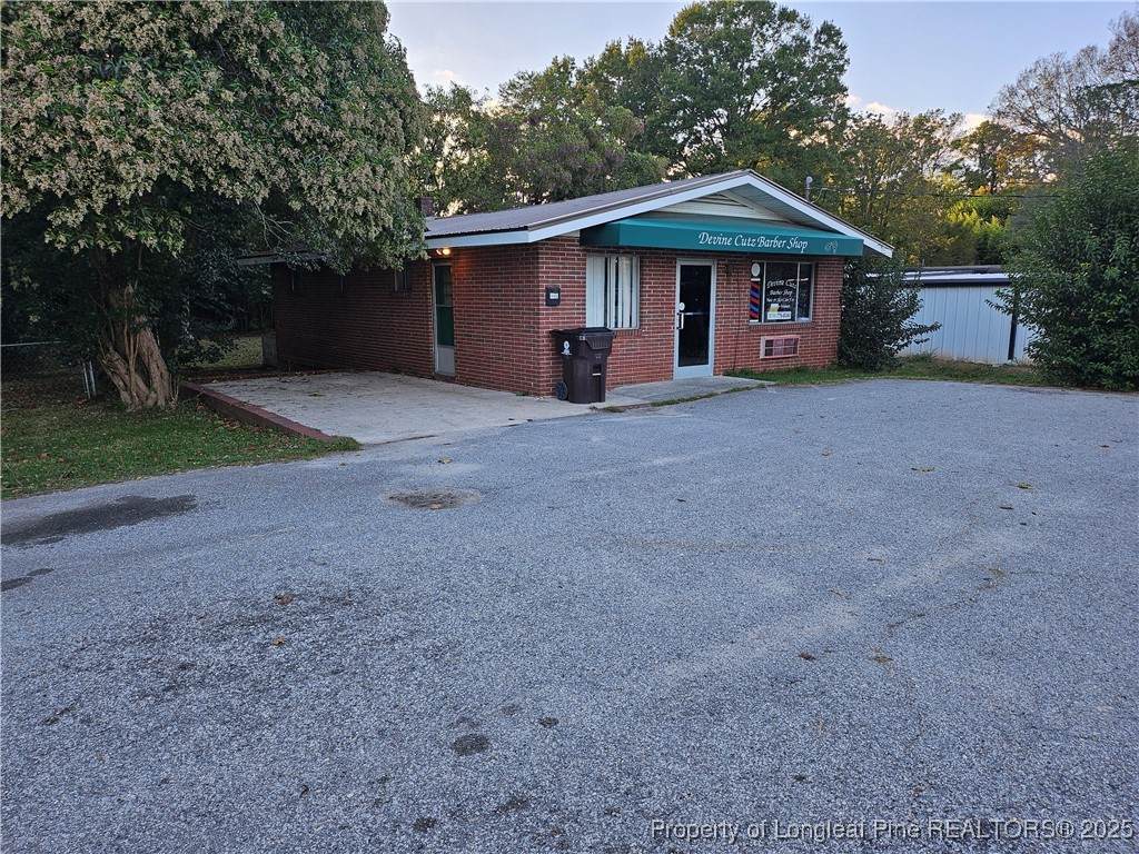 2210 Lee Avenue - Photo 1