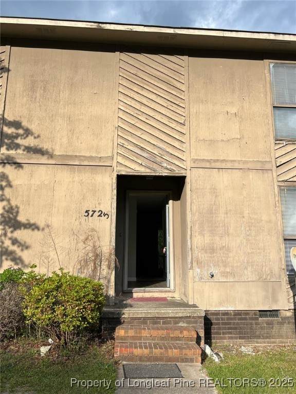 5725 Aftonshire Drive - Photo 1