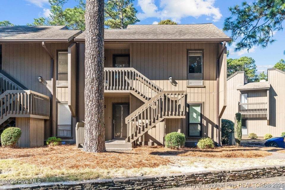 10 Pine Tree Road - Photo 1