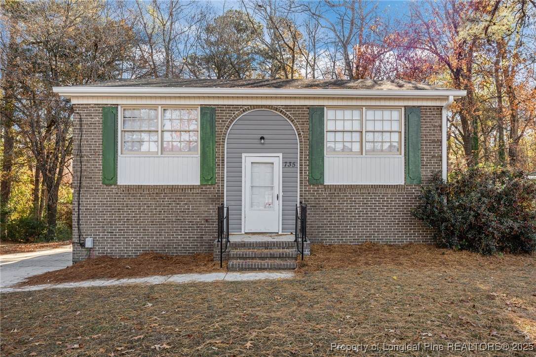 735 Ashbrook Road - Photo 1