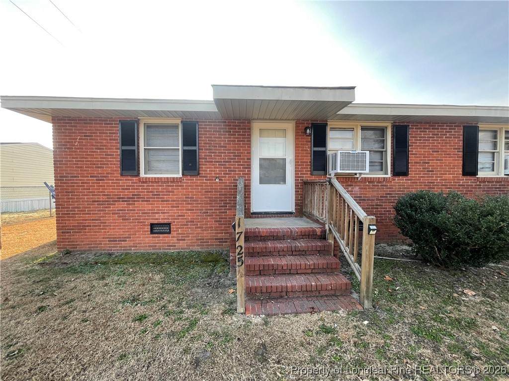1725 Cumberland Drive - Photo 1