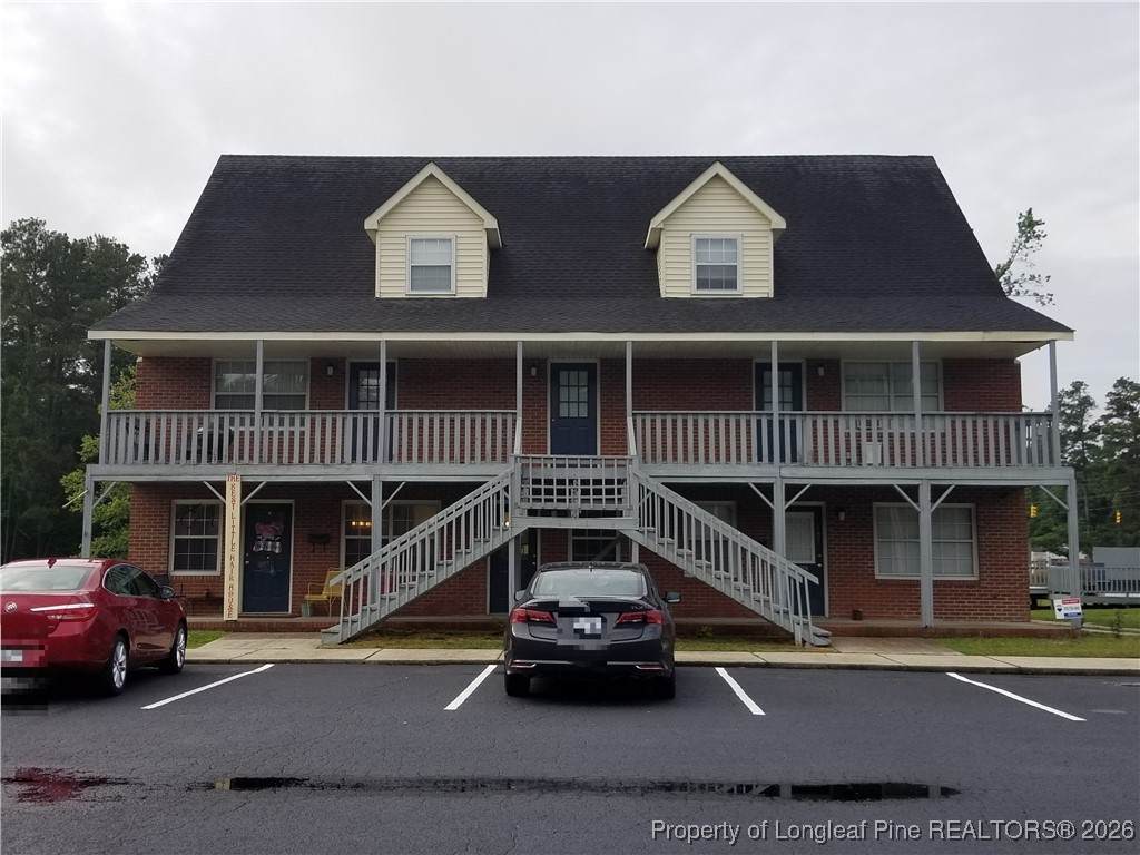 700 Roberts Avenue - Photo 1