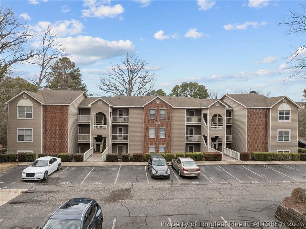 698 Bartons Landing Place - Photo 1