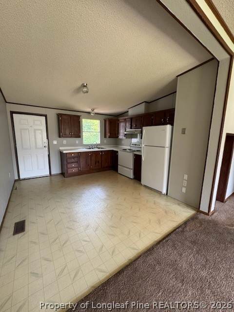 153 Oak Street - Photo 1