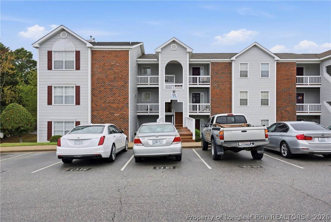 209 apt 6 Waterdown Drive - Photo 1