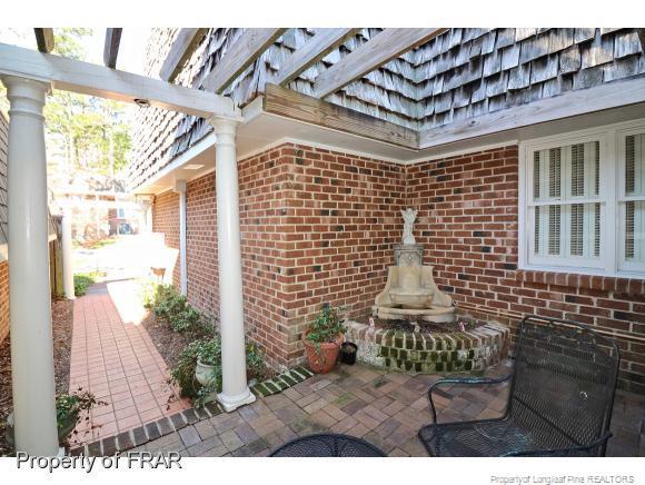 126 Racquet Lane - Photo 1