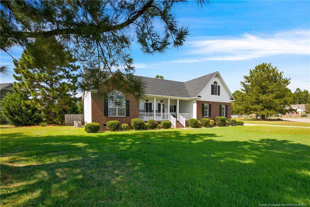 201 Foxhound Court - Photo 1