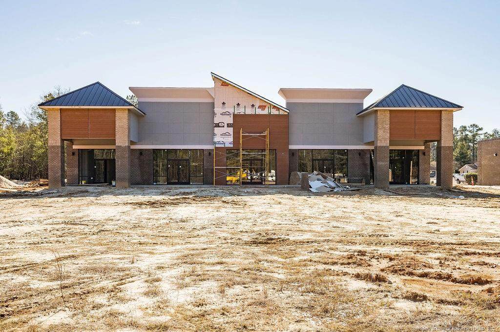 1176 Fayetteville Road - Photo 1