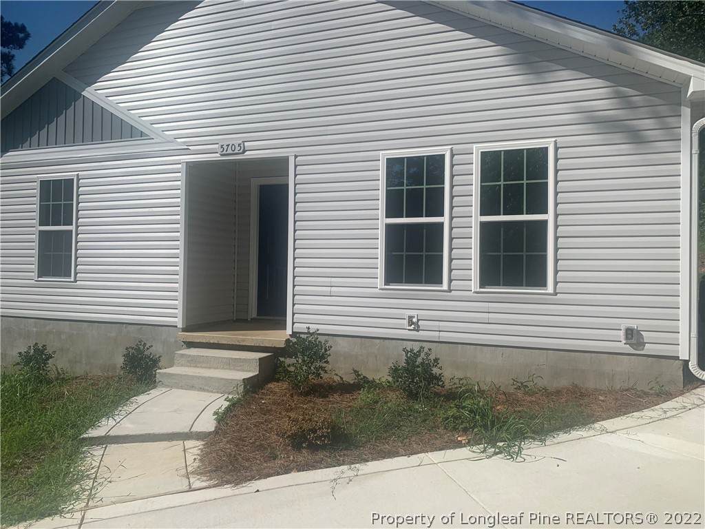 5705 Eagle Pass Circle - Photo 1