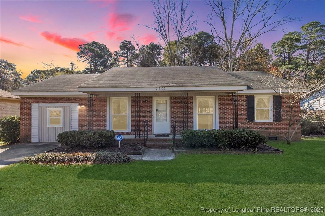 2951 Peacock Street - Photo 1