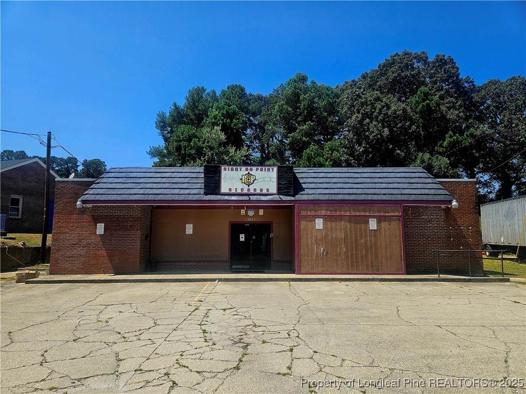 1023 Pamalee Drive - Photo 1