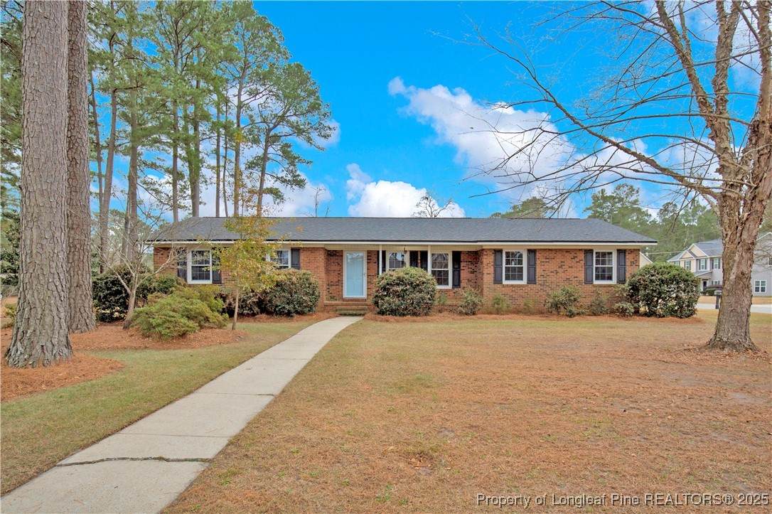 687 Blawell Street - Photo 1