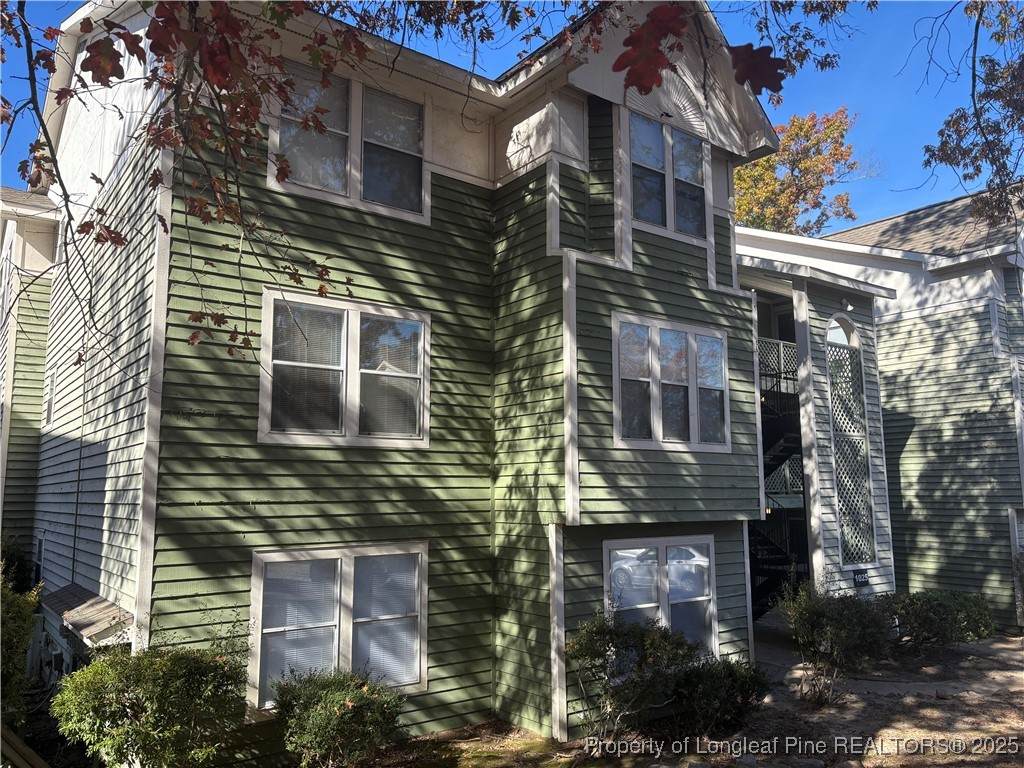 1025 Wood Creek Drive - Photo 1