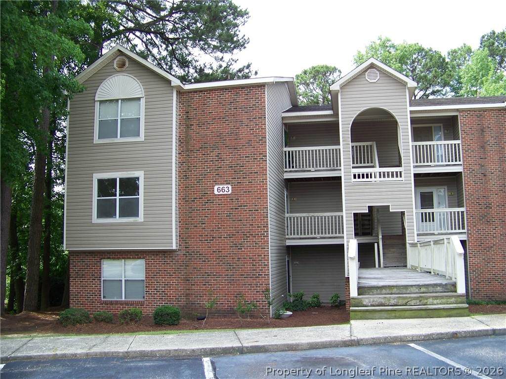 663 Bartons Landing Place - Photo 1