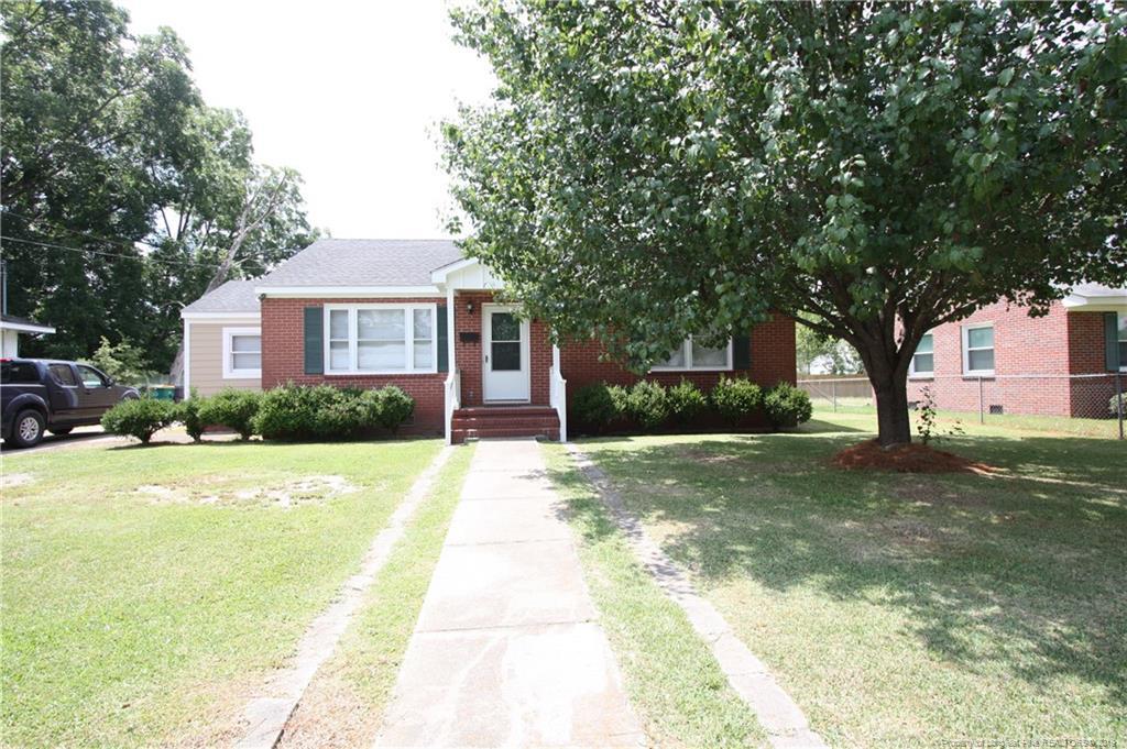 1104 9th Street - Photo 1