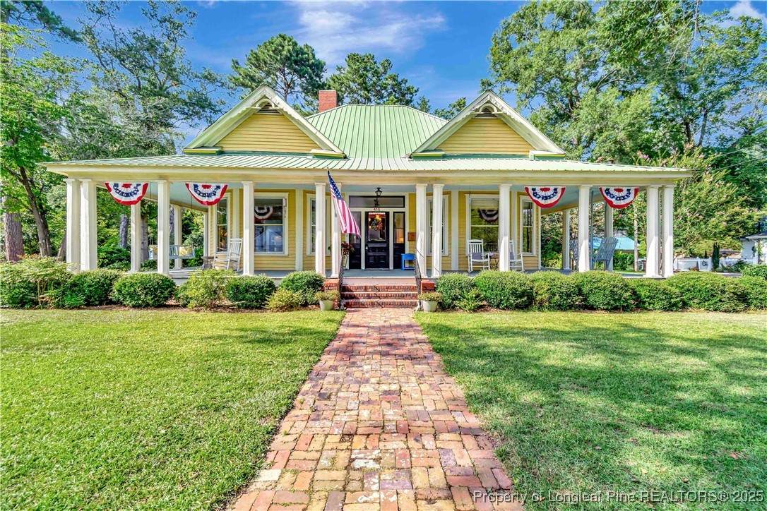 415 3rd Avenue - Photo 1