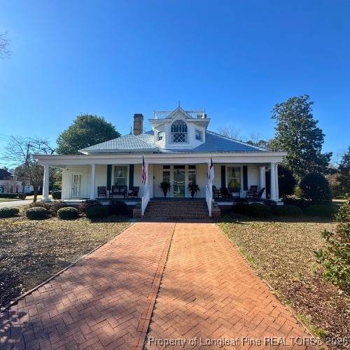 312 Trinity Street - Photo 1