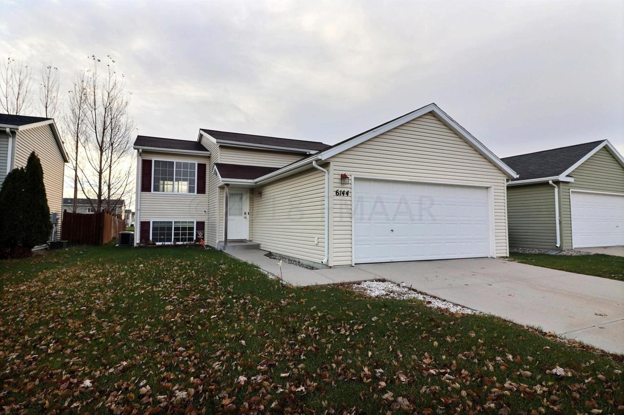 6144 24 Street - Photo 1
