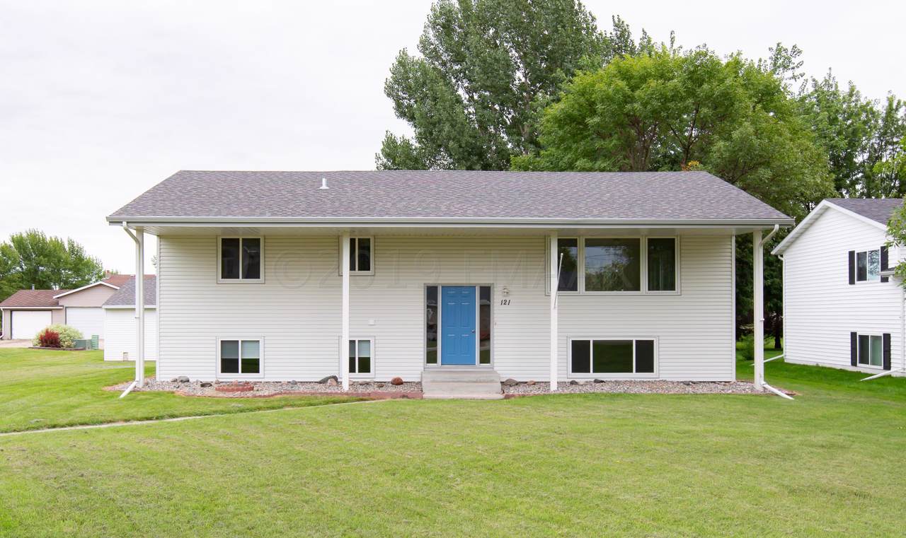 121 3 Avenue - Photo 1