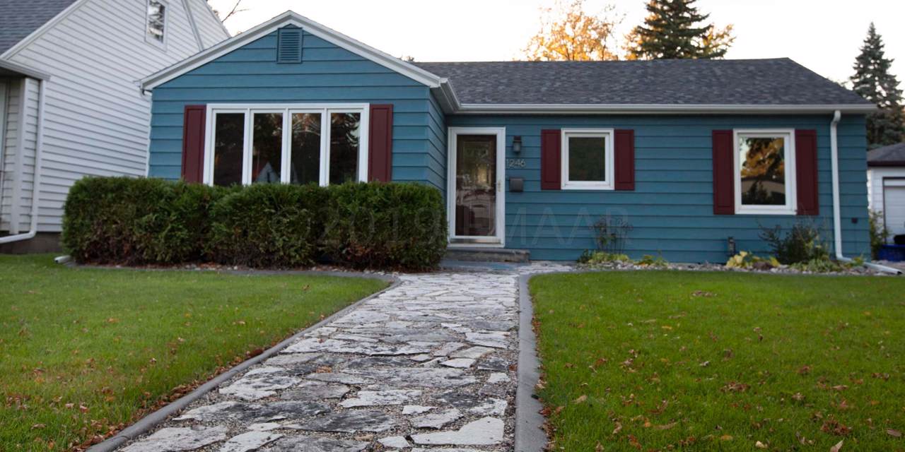 1246 7 Street - Photo 1