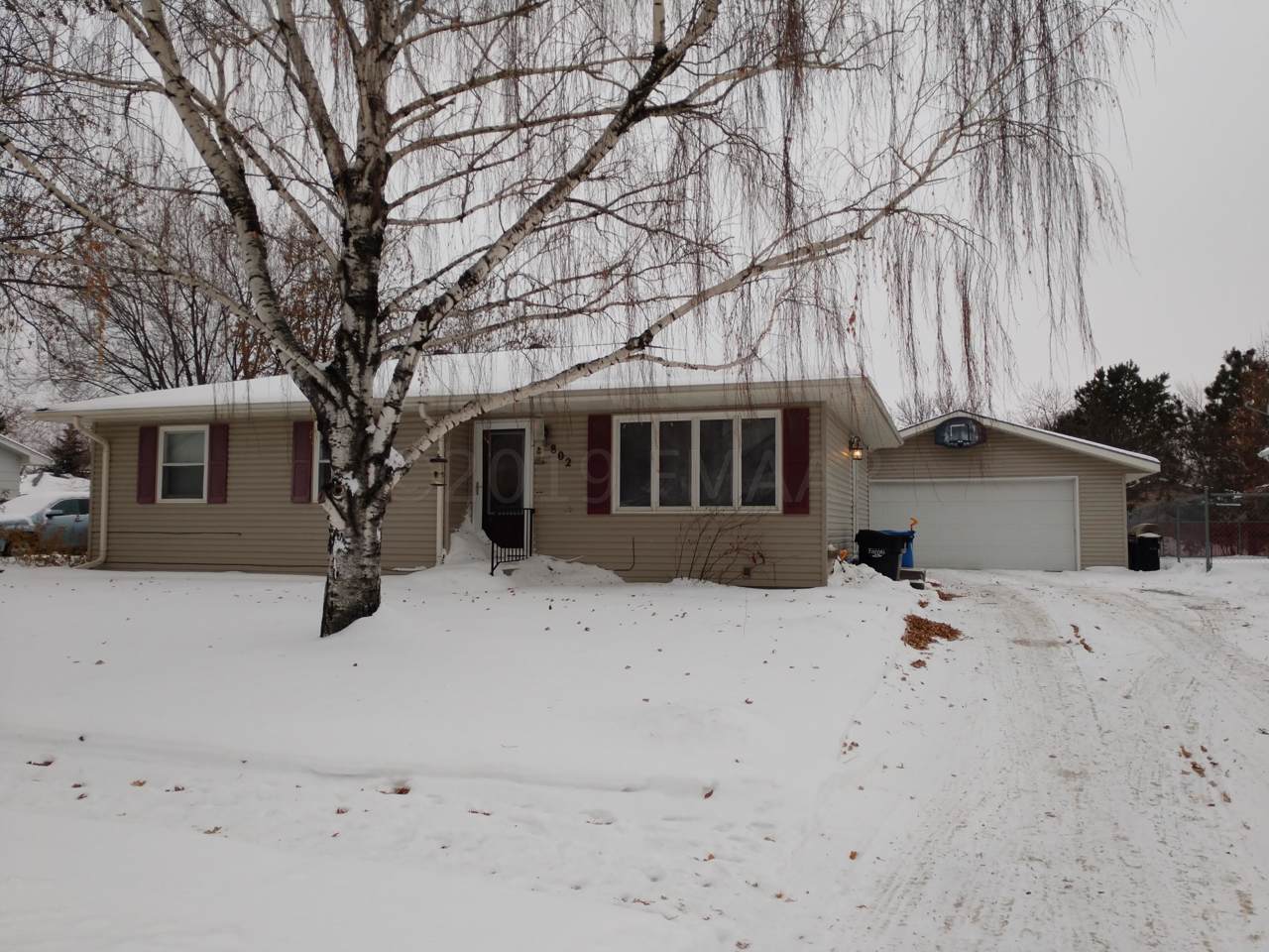 802 30 Street - Photo 1