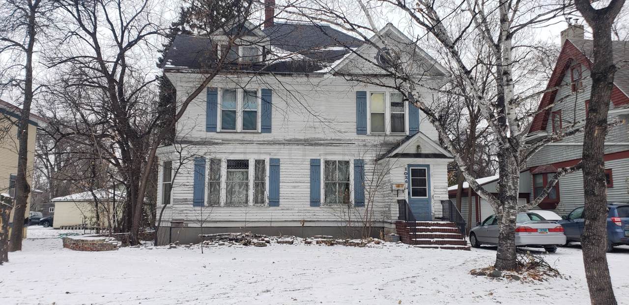 1026 7 Street - Photo 1