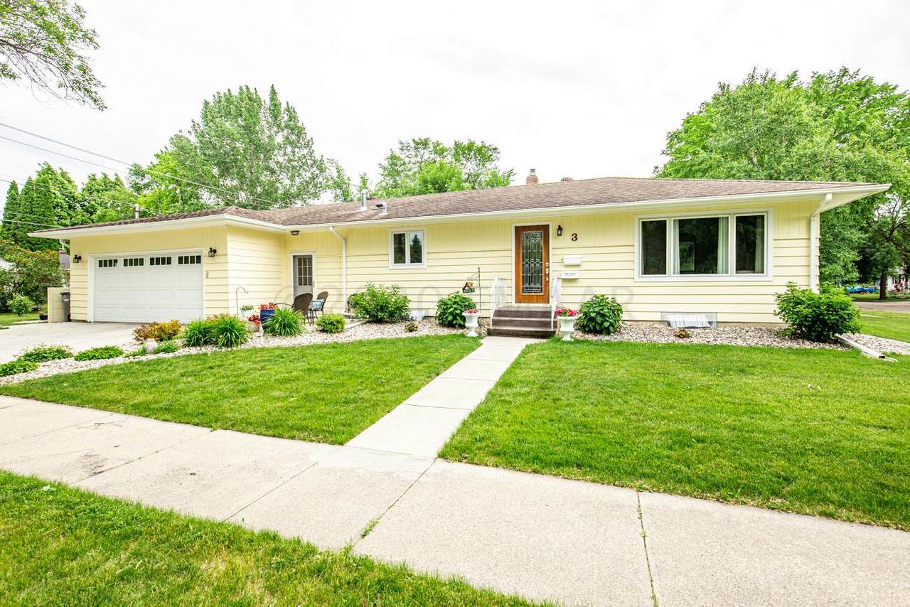 3 11TH Avenue - Photo 1