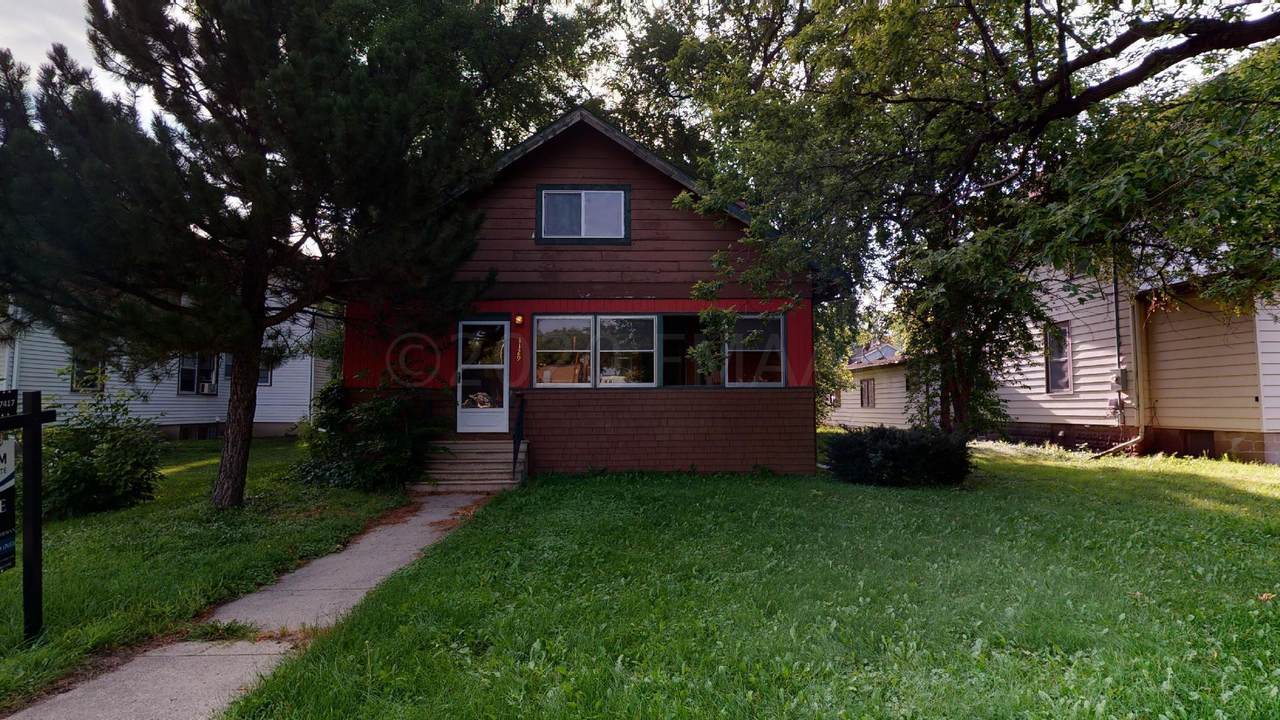 1129 College Street - Photo 1