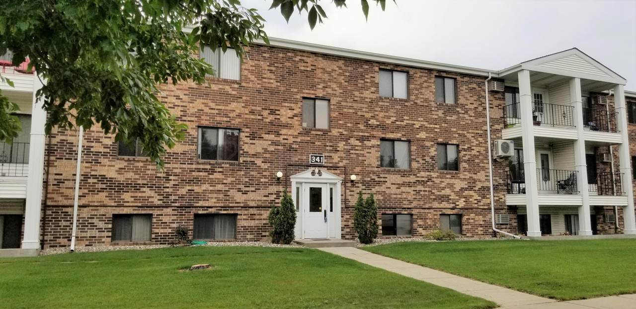 341 Prairewood Circle - Photo 1