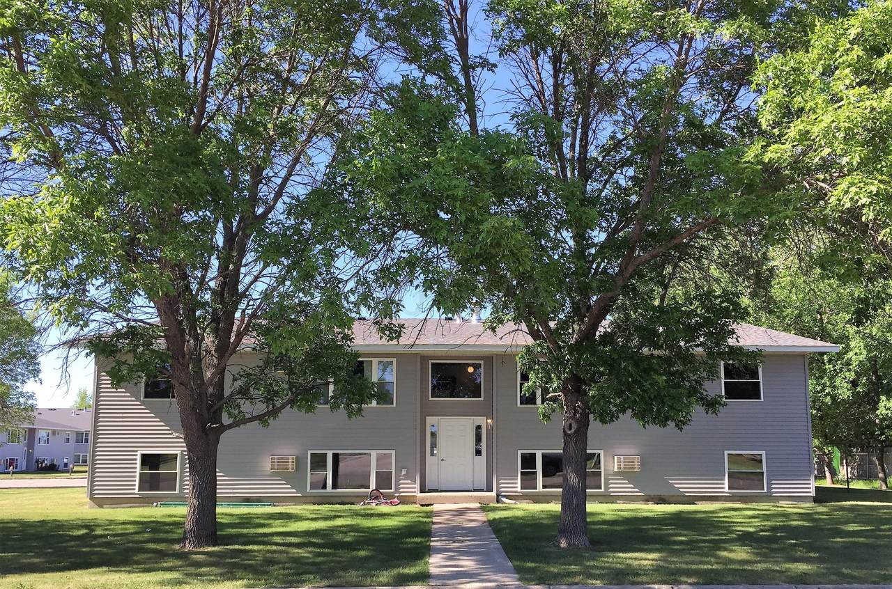 1015 6TH Street - Photo 1