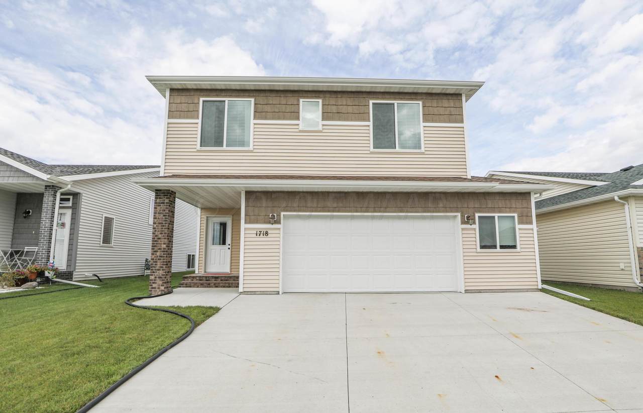 1718 44TH Avenue - Photo 1