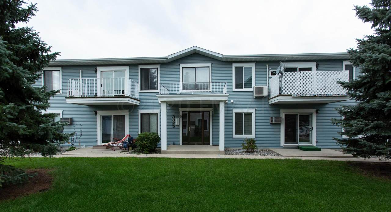 3325 15TH Avenue - Photo 1