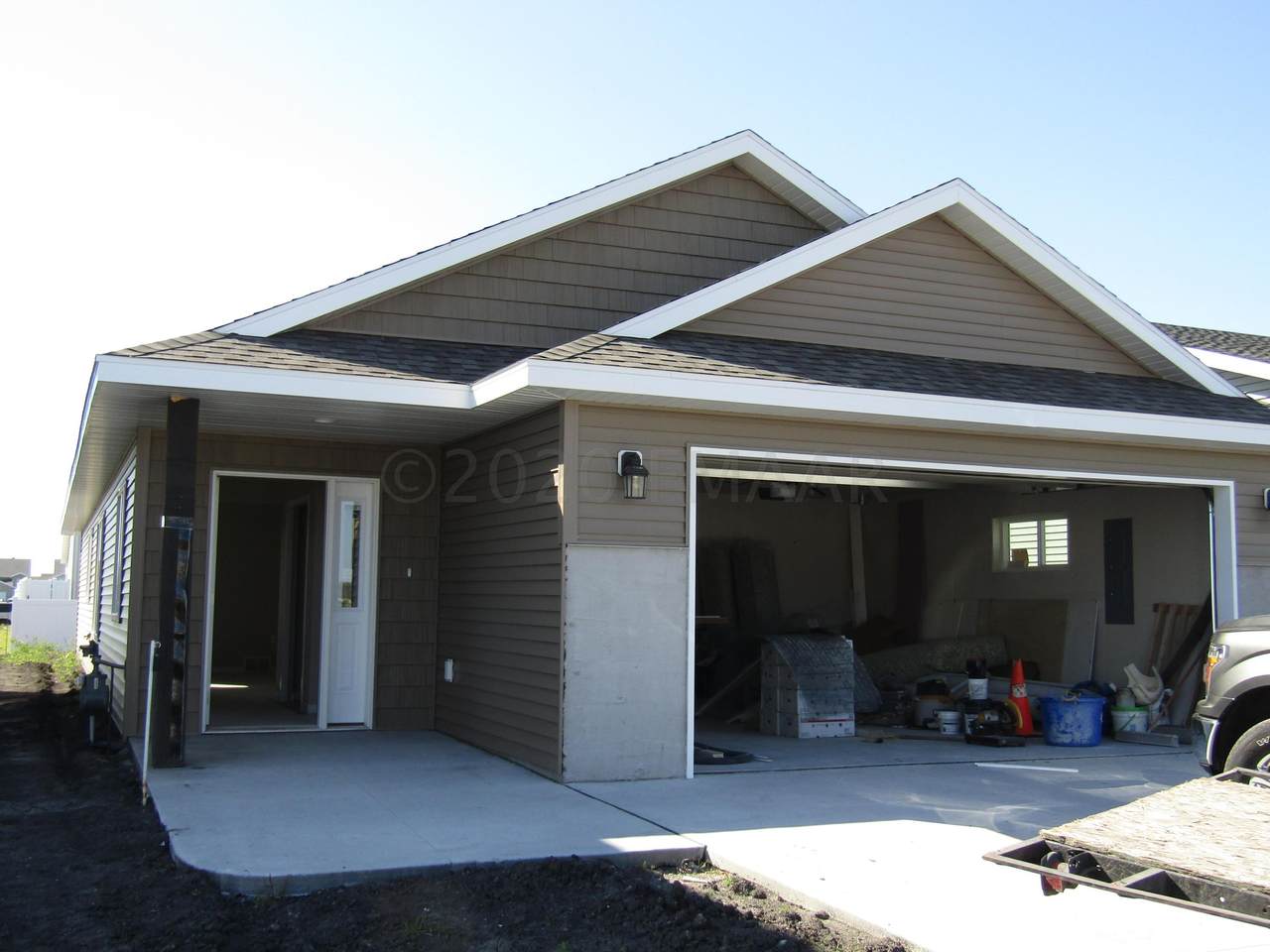 4523 19 Street - Photo 1