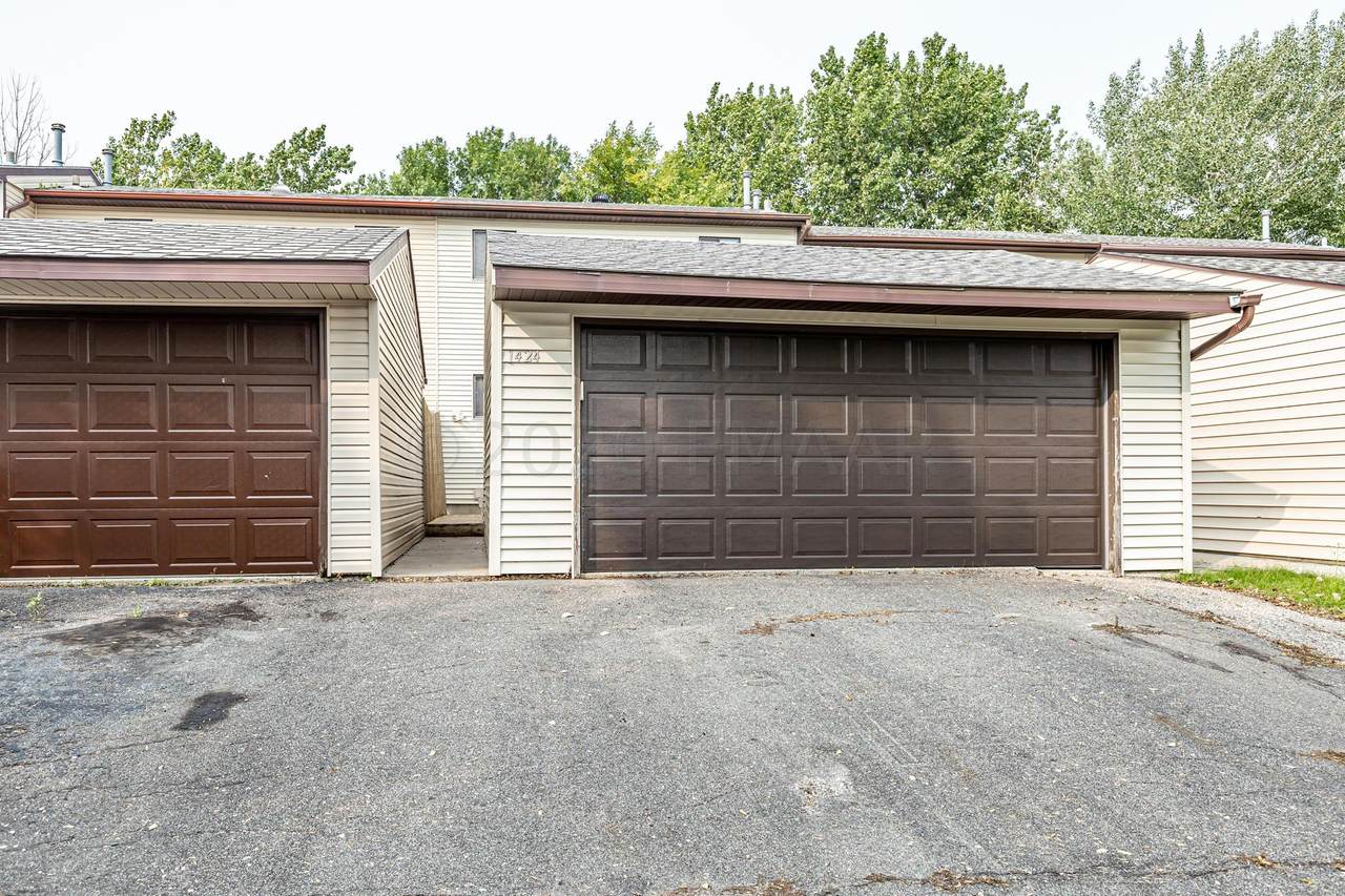 1424 10 Street - Photo 1