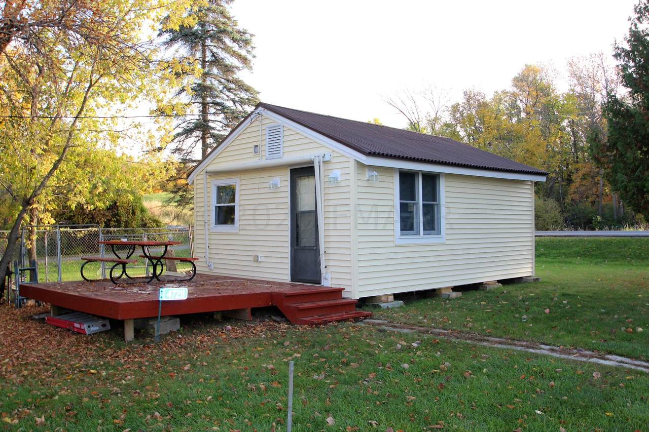 47211 Franklin Court - Photo 1