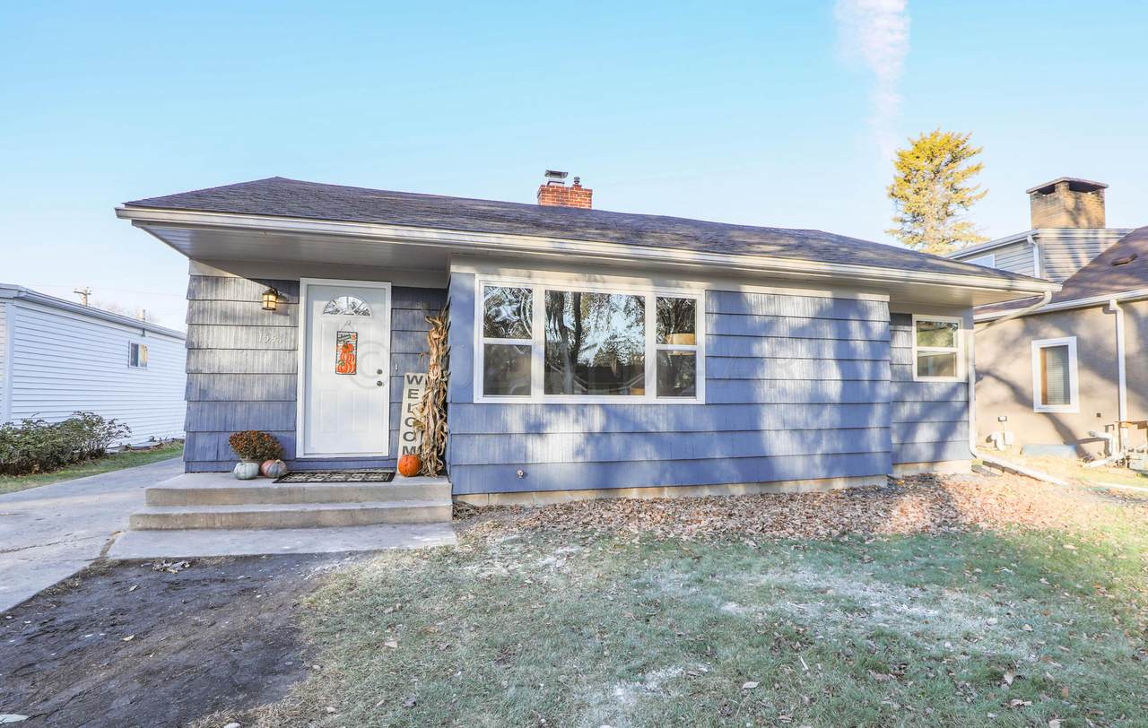 1541 10TH Street - Photo 1