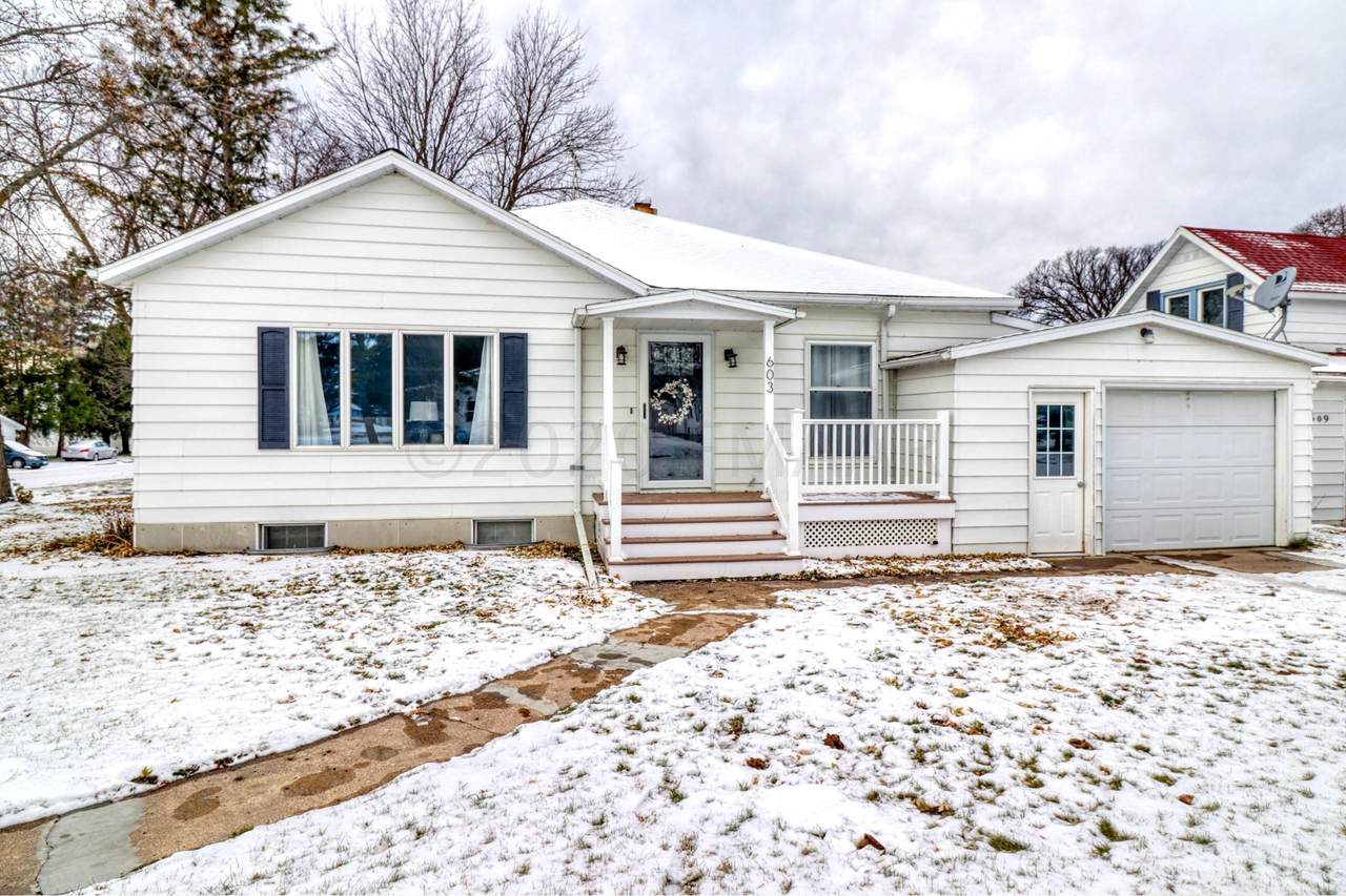 603 4 Street - Photo 1