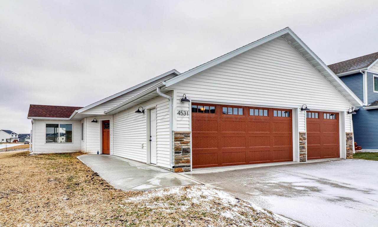 4531 12TH Street - Photo 1