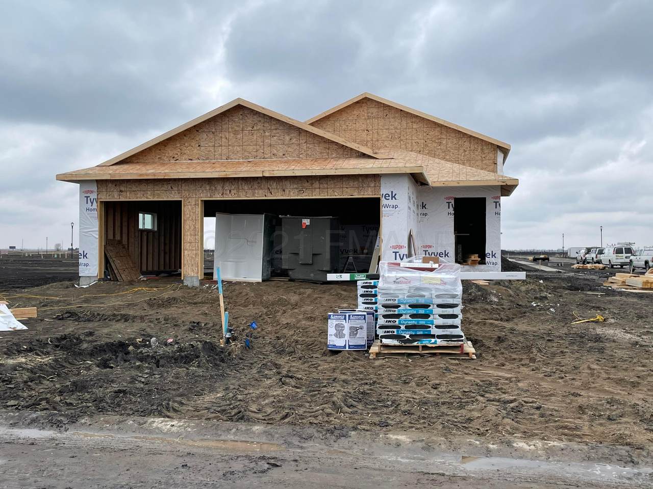7204 28 Street - Photo 1