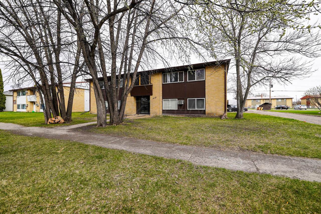 1824 14 Street - Photo 1