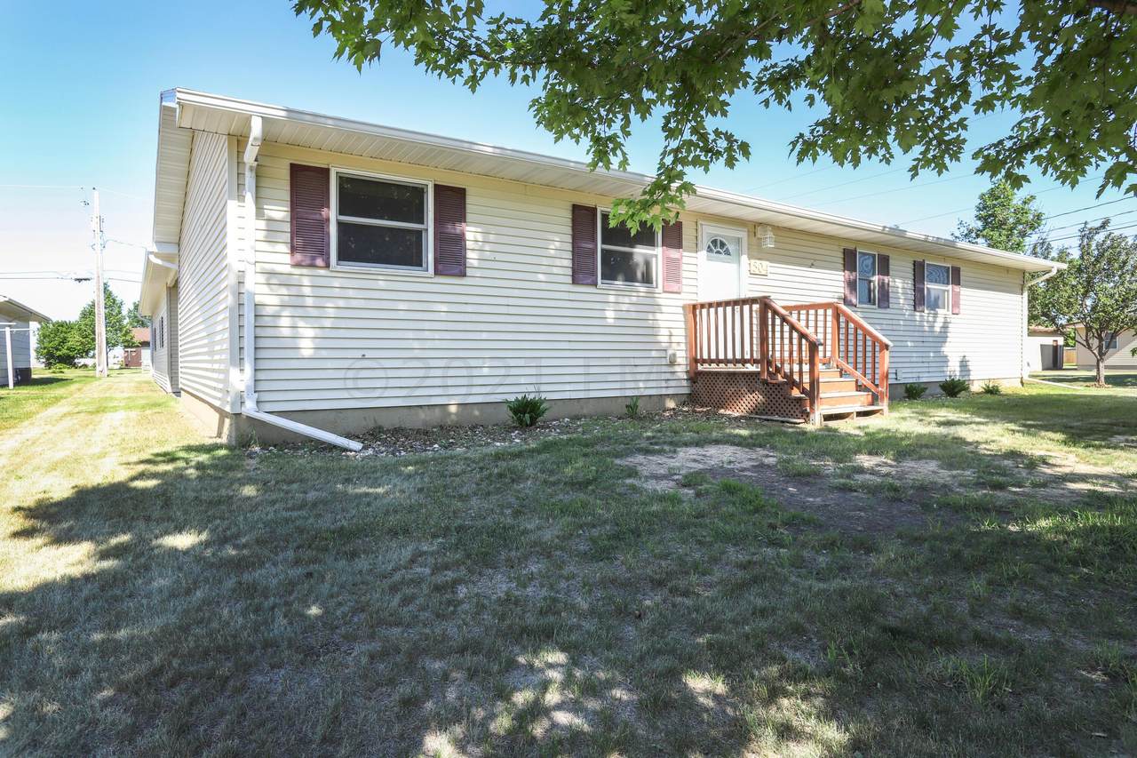 504 Hougen Street - Photo 1