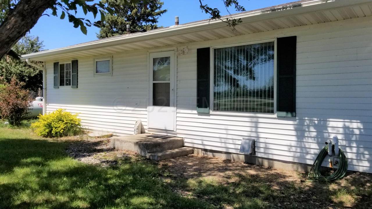 6352 Hwy 10 - Photo 1