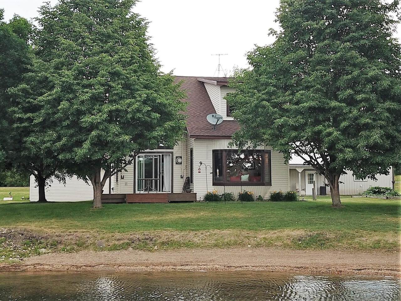 94 Turtle Lake Road - Photo 1