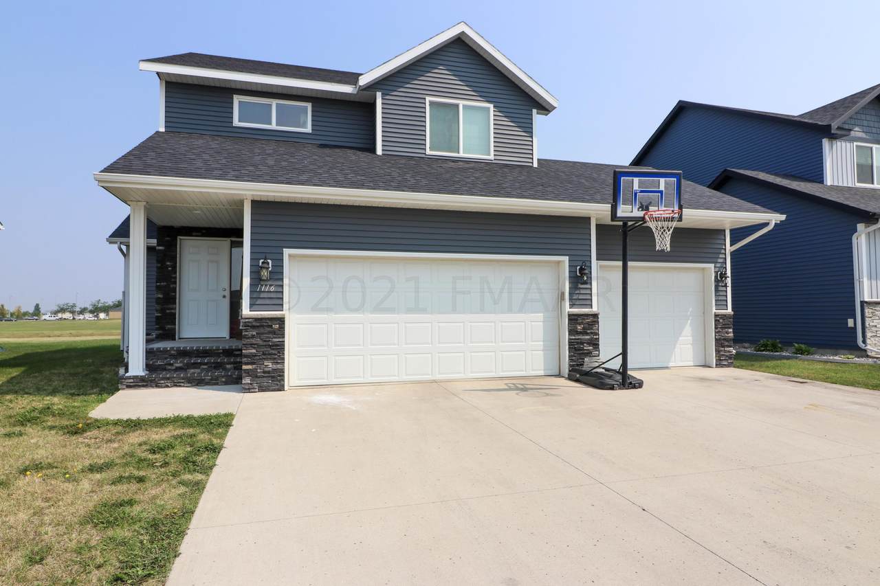 1116 44TH Avenue - Photo 1